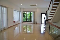 Lornie Road (D11), Terrace #596511891